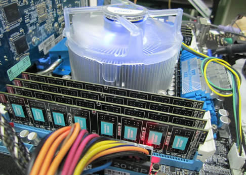 The testing of quad-channel overclocking memory module